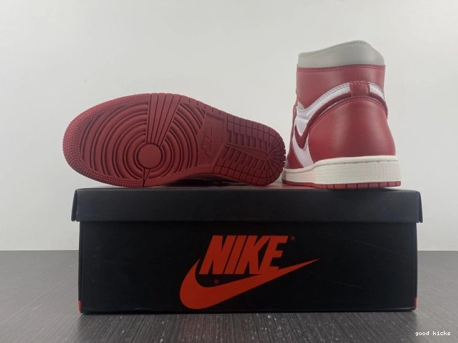 Rep Jordan OG 1 (W) Chenille Newstalgia DJ4891-061 High 0809